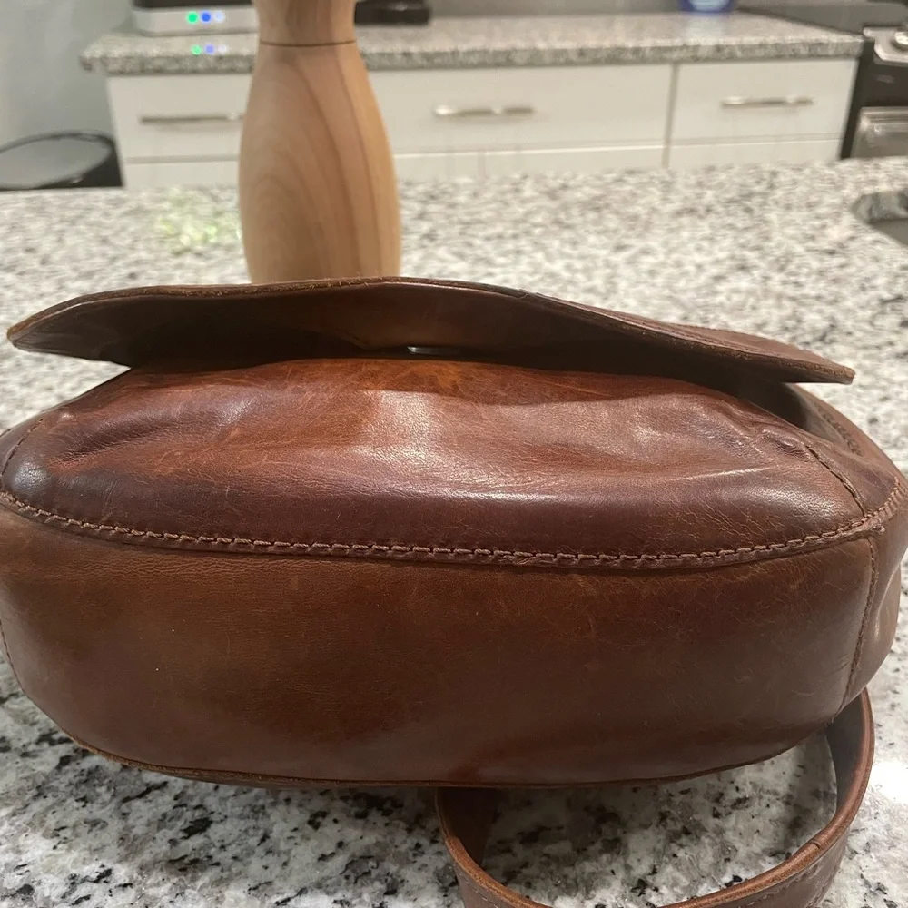 Frye Melissa Saddle Crossbody - Picture 5 of 8